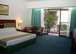 Casuarina Beach Hotel PENANG Exterior foto